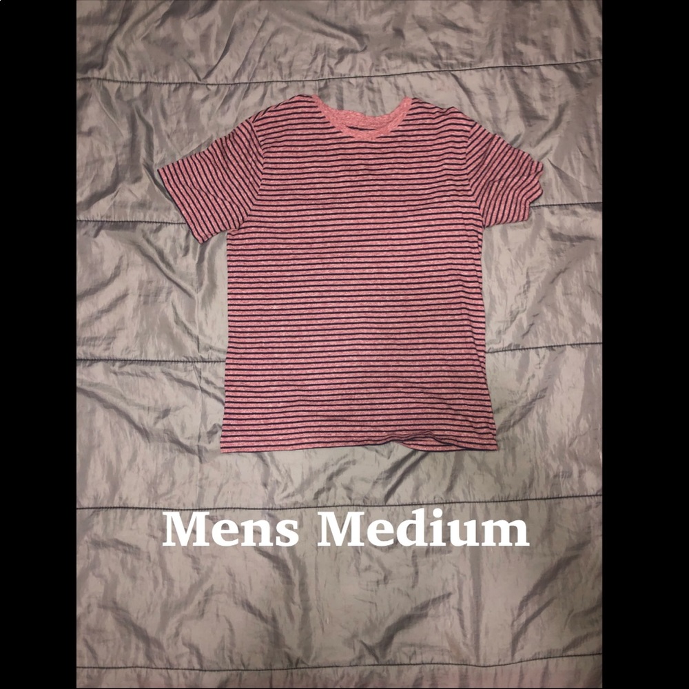 Red short sleeve shirt